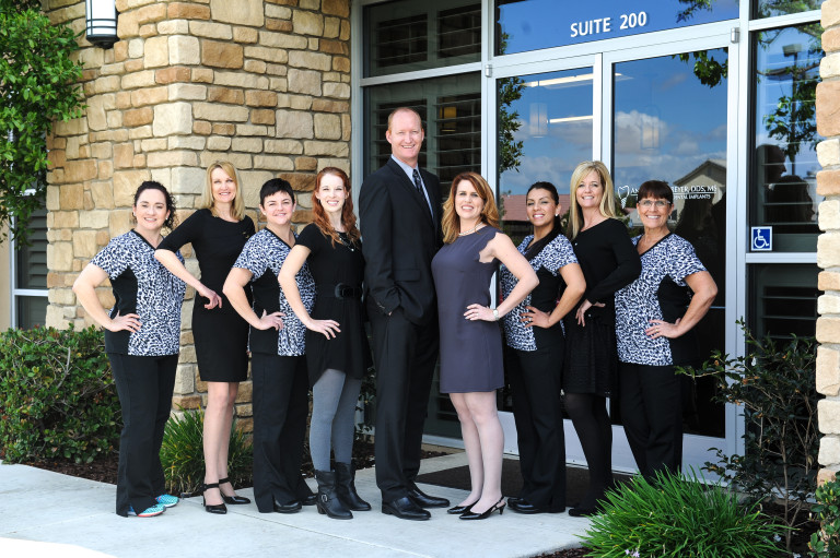 Dreyer Staff Wide NYFotography93 Bakersfield Periodontist Dr. Andrew